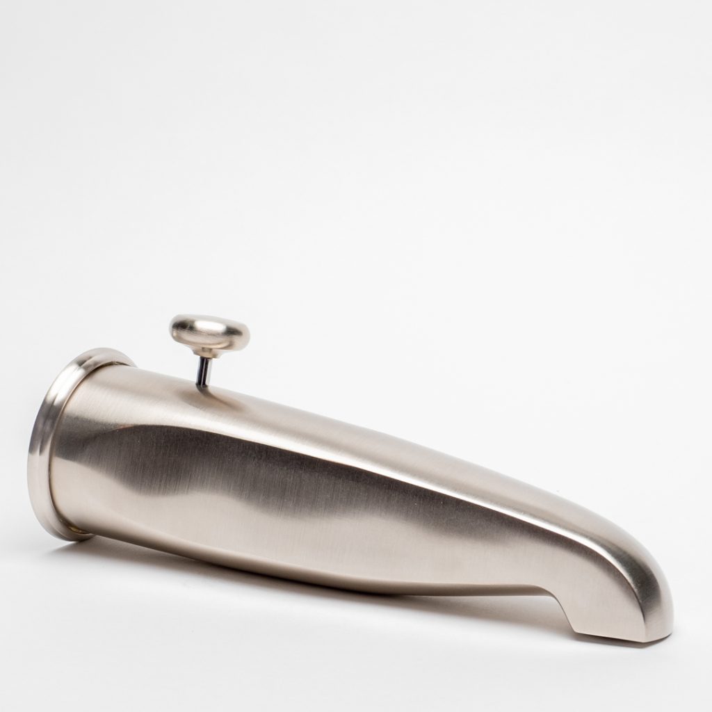 81/2 INCH DIVERTER TUB SPOUT AND DECORATIVE TRIM RING. TBD266 Trim